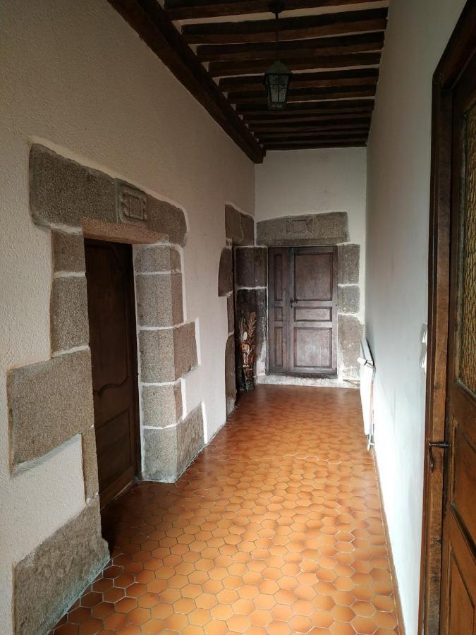 La Petellerie, Maison De Campagne Avec Piscine Pour Un Sejour Detente Moyon Exterior photo